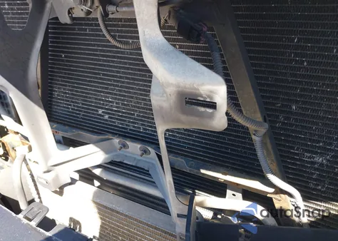 2011 GMC Sierra 2500Hd Denali from USA, damaged, VIN 1GT125C84BF142753